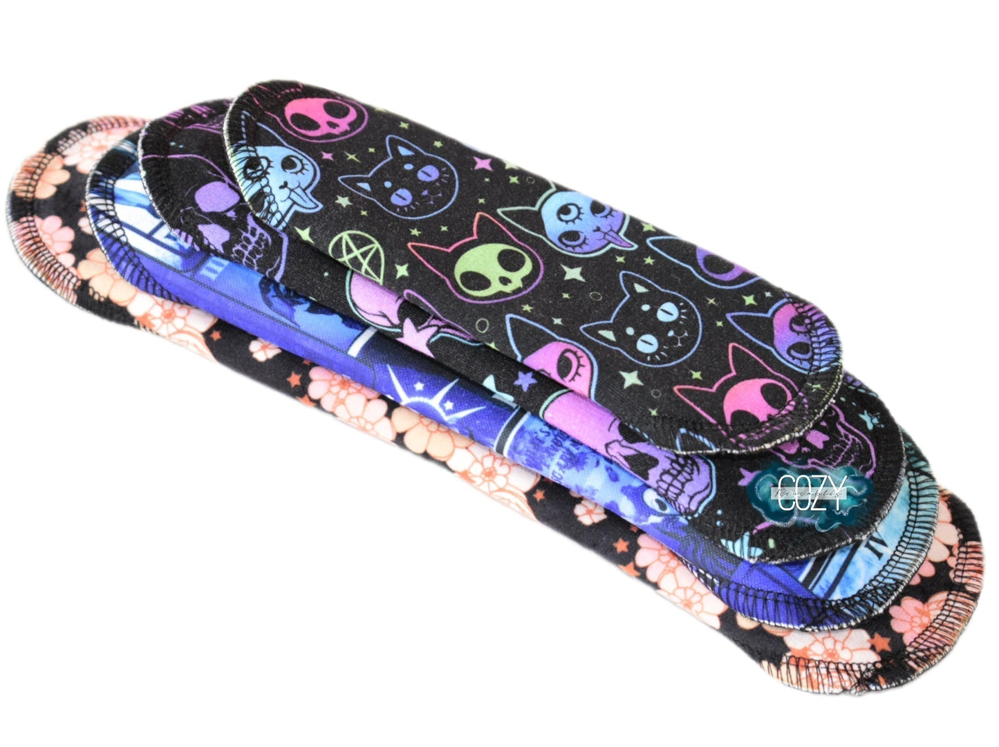 "Wild Axolotls" *WRAP WING* Serged Cloth Pad • Pique Topper