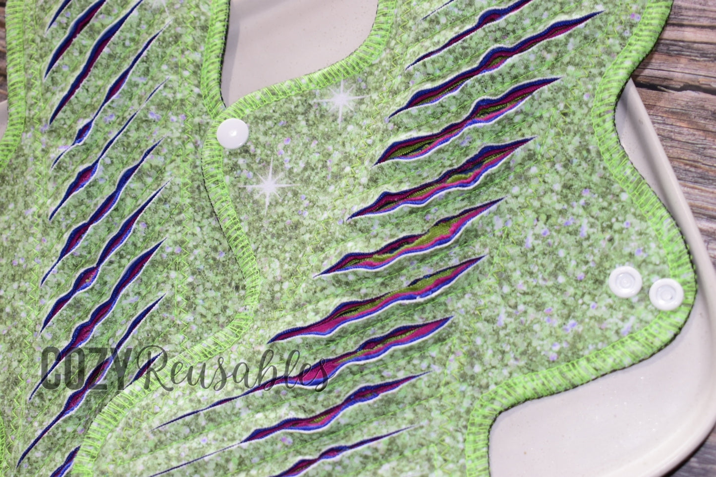 "Limesicle" GUSHER Serged Cloth Pad - Cotton Spandex and Flannel Toppers