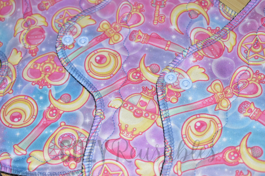 "Moon Power" Serged Cloth Pad • Pique Topper • Wavy Stitched Core