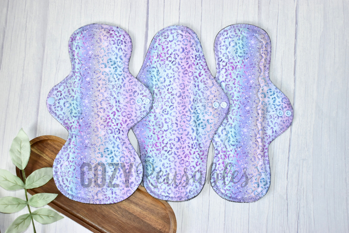 "Cheetah Glitter" Serged Cloth Pad •  Cotton Spandex Topper • Wavy Stitched Core