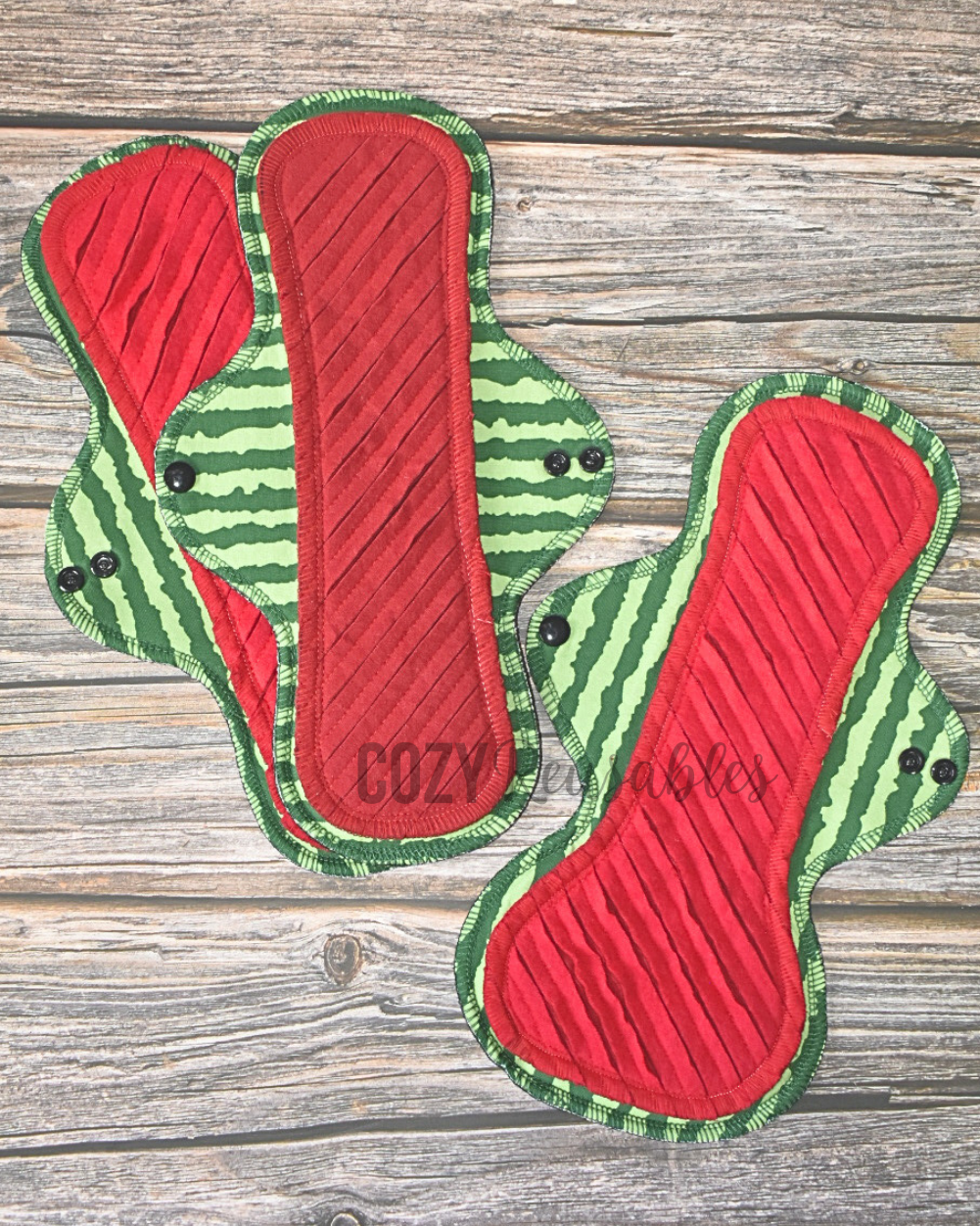 "Gusher-melons 4.0" Exposed Core GUSHER Serged Cloth Pad - Cotton Spandex and Flannel Toppers