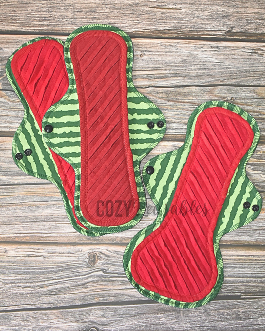 "Gusher-melons 4.0" Exposed Core GUSHER Serged Cloth Pad - Cotton Spandex and Flannel Toppers