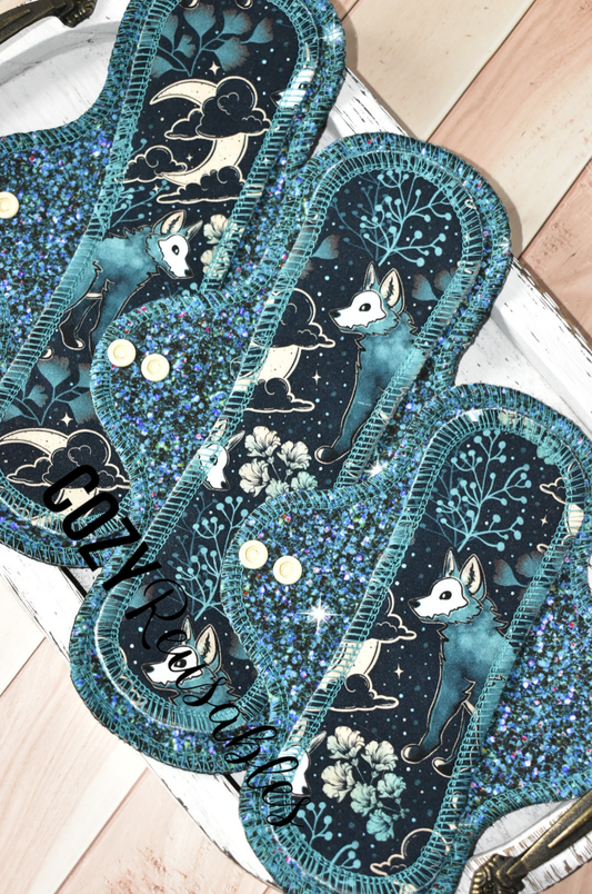 "Glitter Meadow" Exposed Core Serged Cloth Pad - Cotton Spandex Toppers