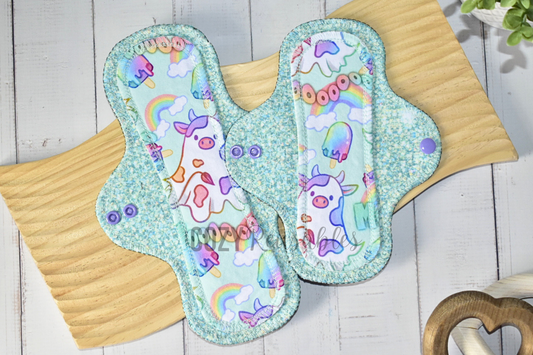 "Sparkle Moos" Exposed Core Serged Cloth Pad - Cotton Spandex Toppers